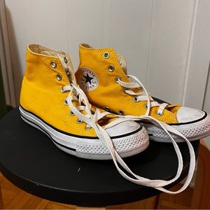 Yellow Chuck Classics Converse